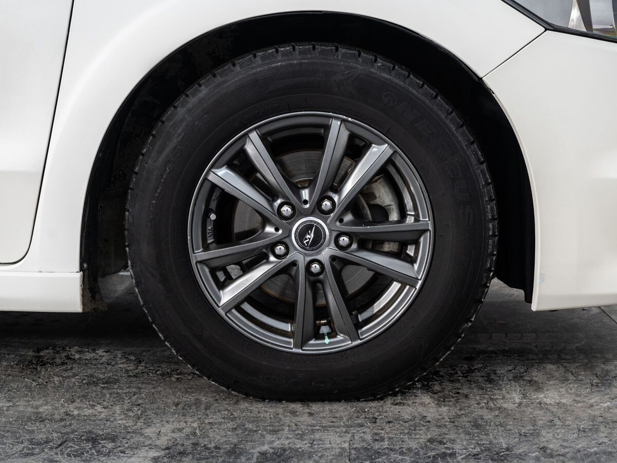 Honda Stream 2008 - фото автомобиля