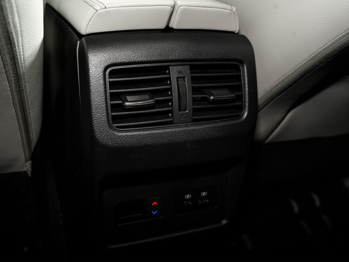 Nissan X-Trail 2021 - фото автомобиля