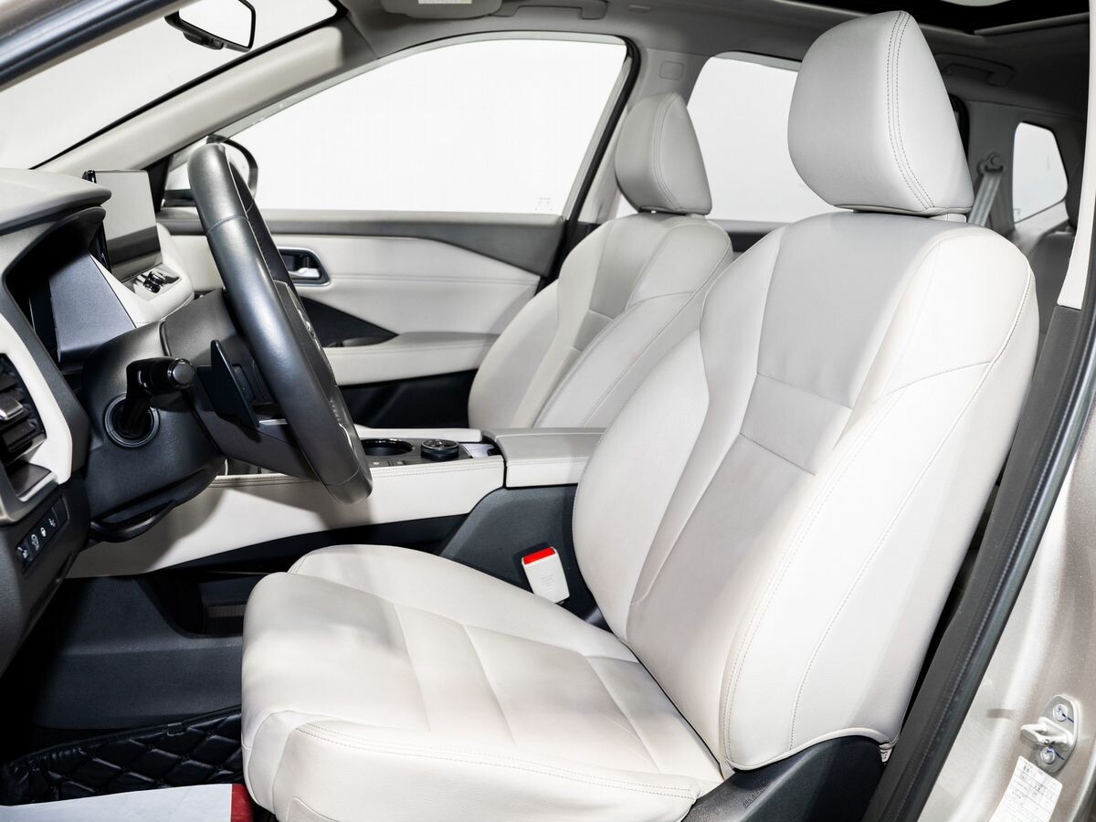 Nissan X-Trail 2021 - фото автомобиля