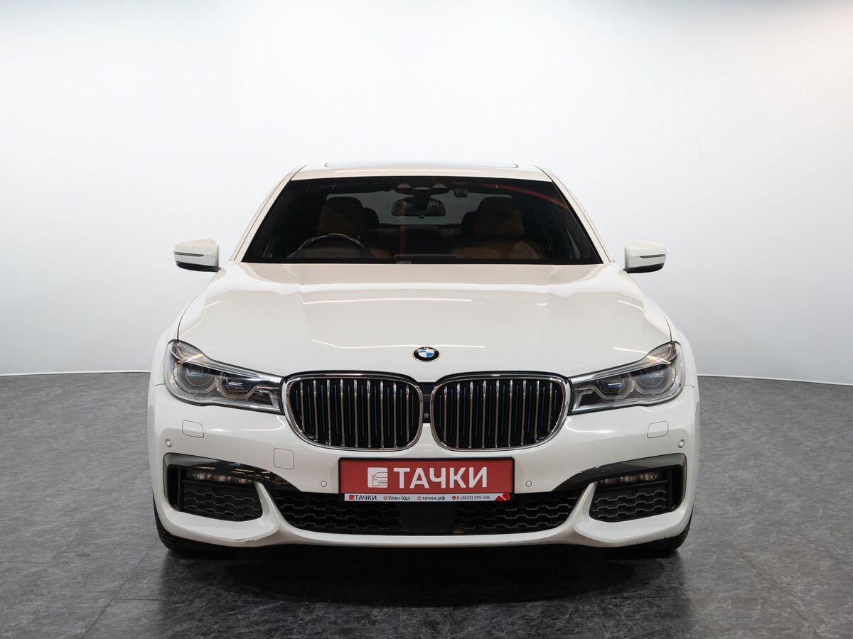 BMW 7 серии 2016 - фото автомобиля