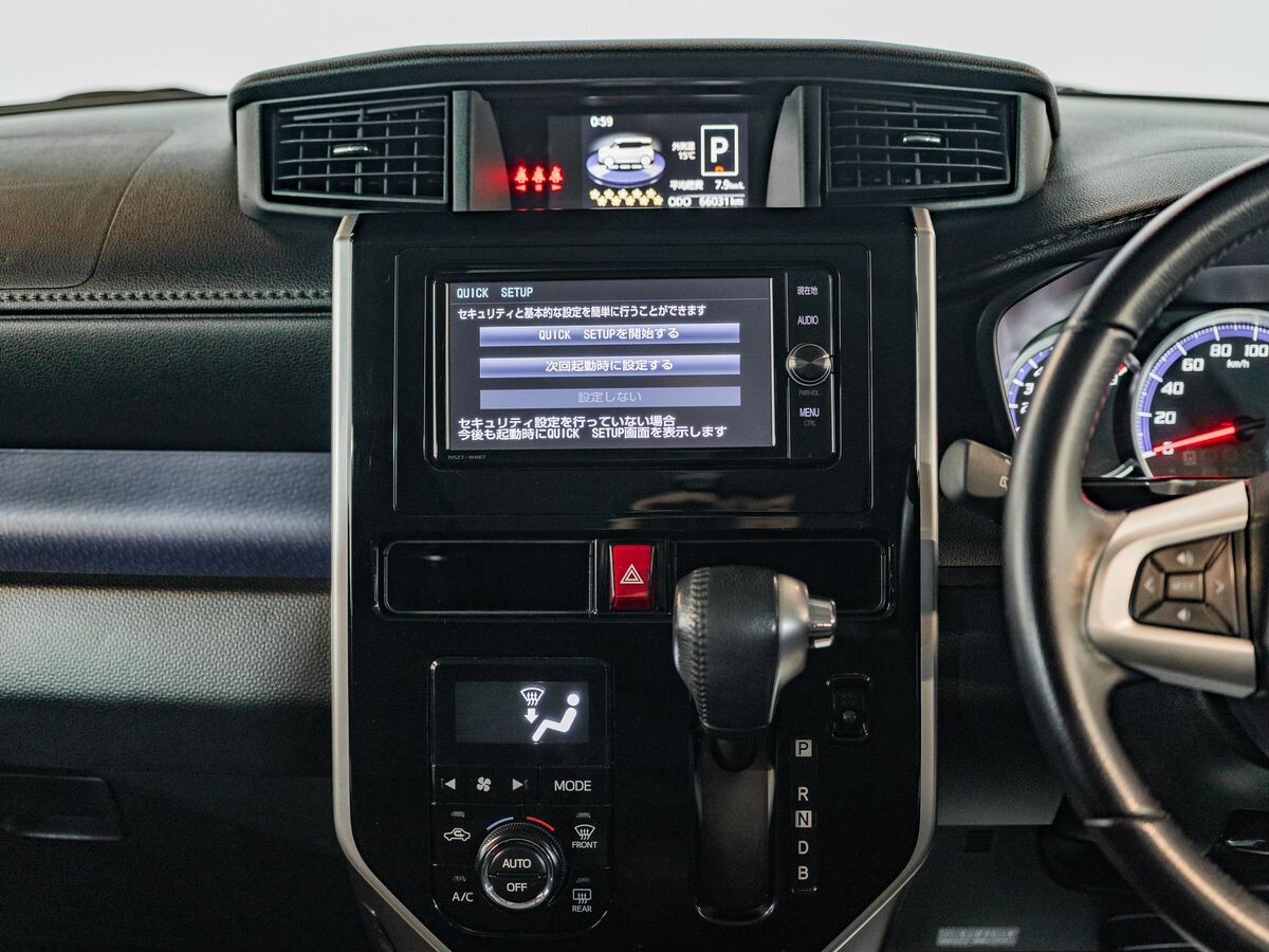 Toyota Tank 2016 - фото автомобиля