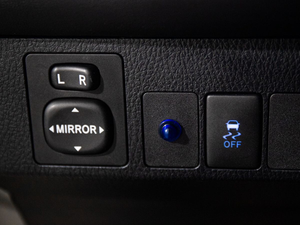 Toyota RAV4 2013 - фото автомобиля