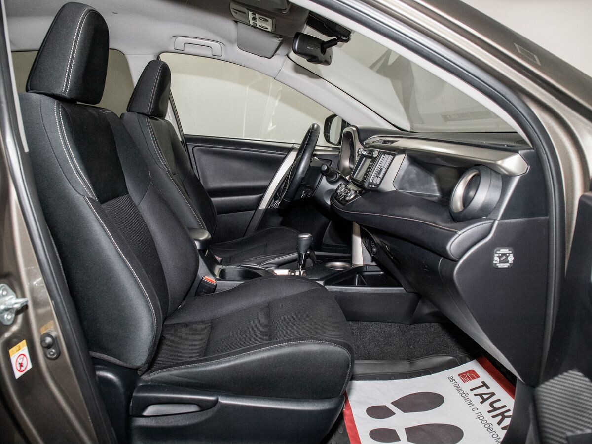 Toyota RAV4 2013 - фото автомобиля