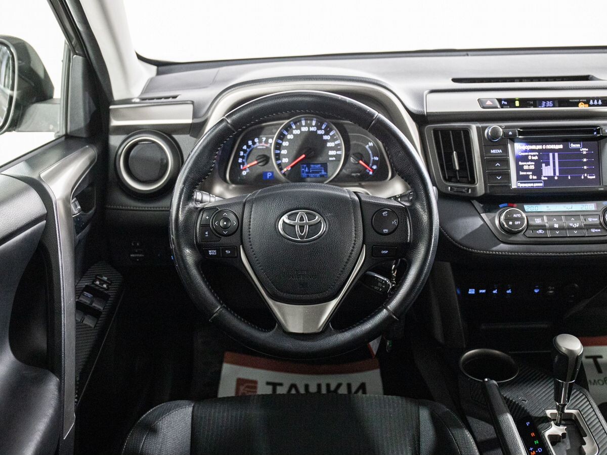 Toyota RAV4 2013 - фото автомобиля