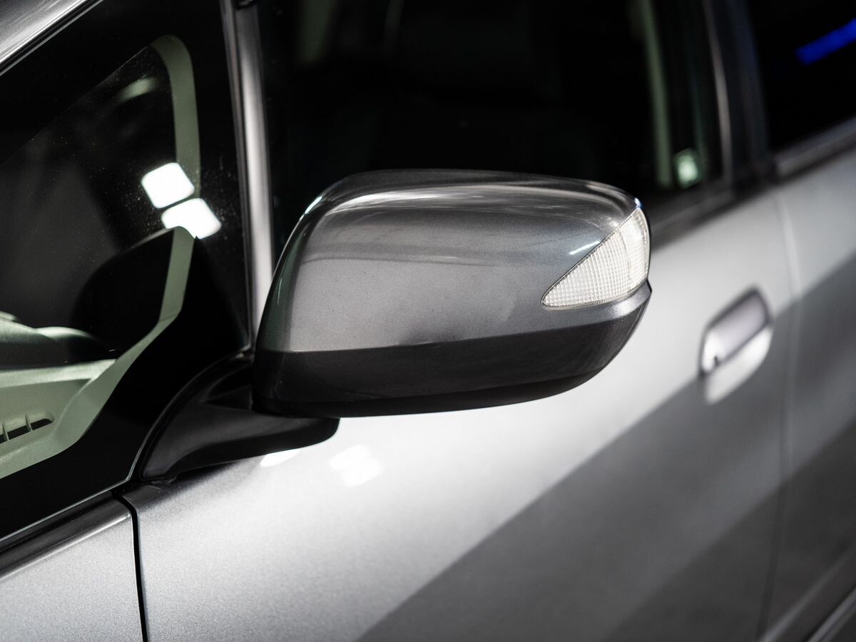 Honda Fit Shuttle 2011 - фото автомобиля