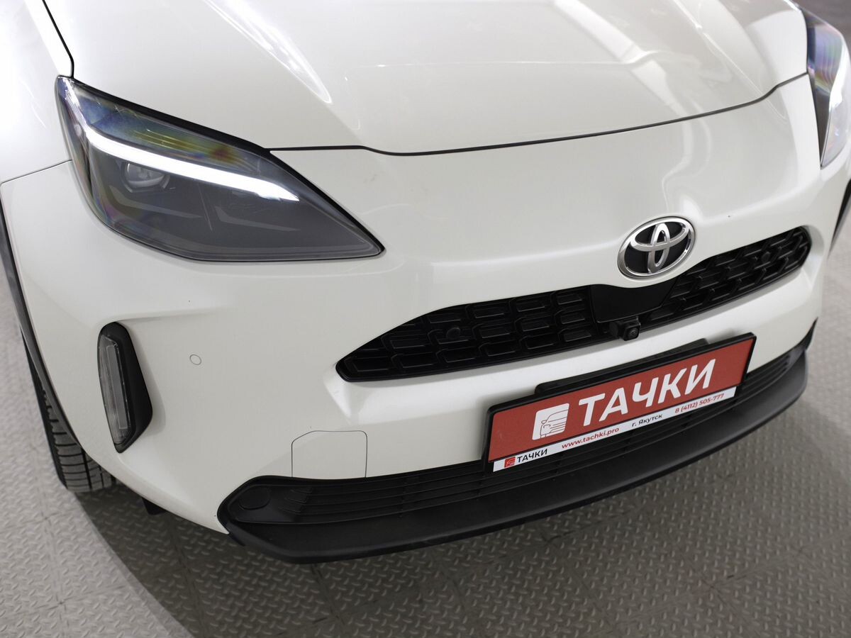 Toyota Yaris Cross 2021 - фото автомобиля