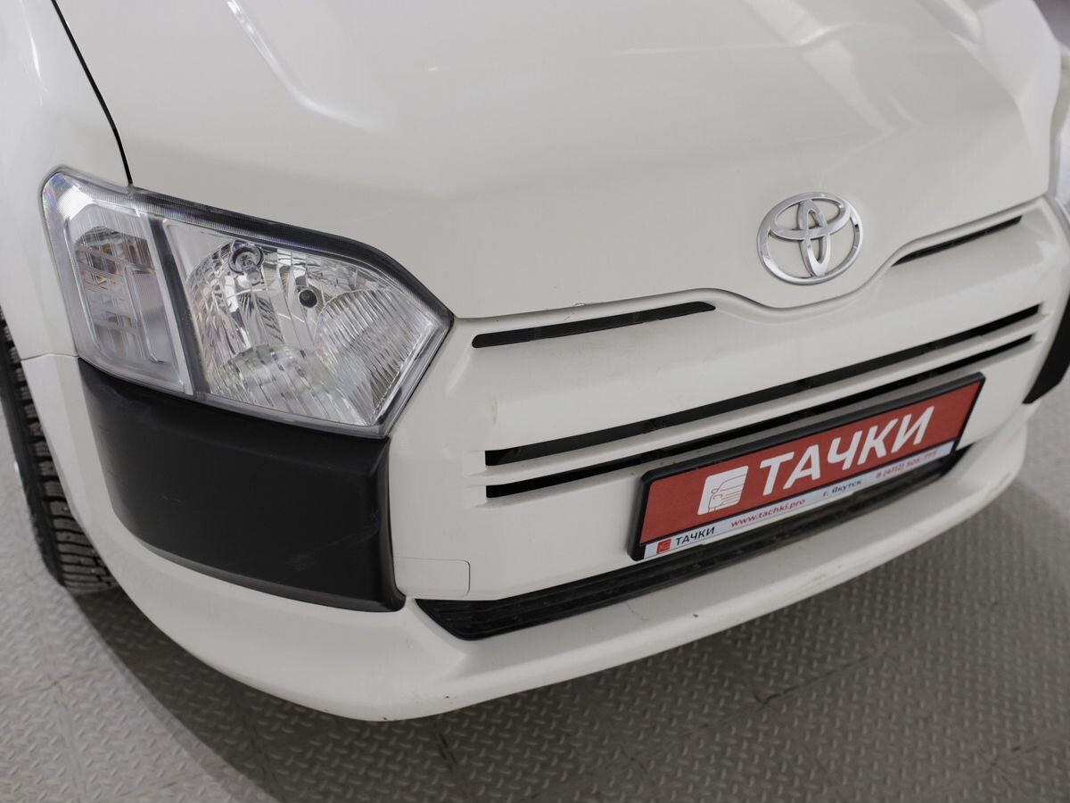 Toyota Succeed 2016 - фото автомобиля