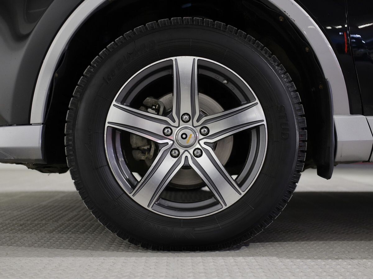 Toyota RAV4 2017 - фото автомобиля