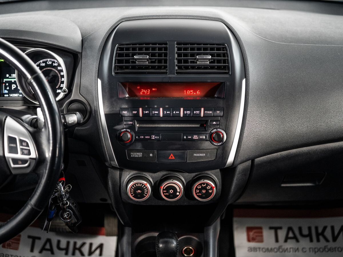 Mitsubishi ASX 2010 - фото автомобиля