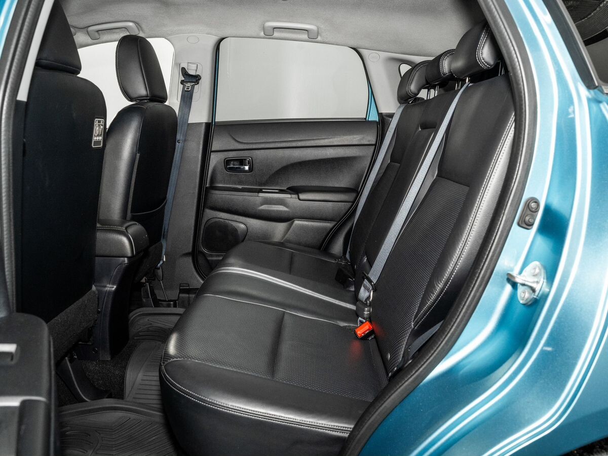 Mitsubishi ASX 2010 - фото автомобиля