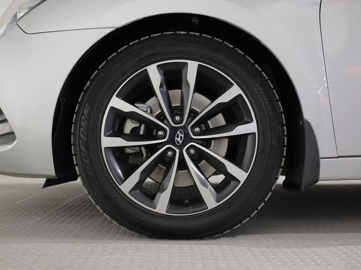 Hyundai i40 2016 - фото автомобиля