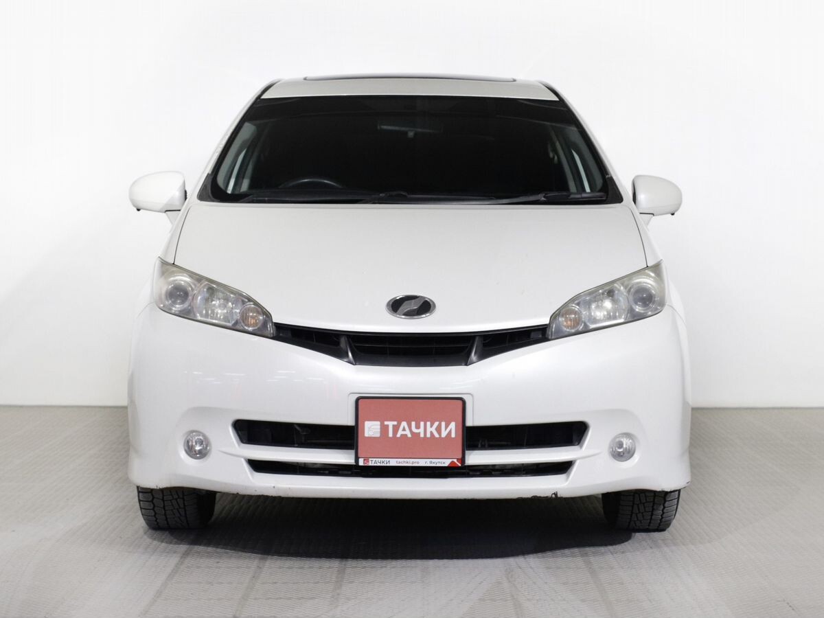 Toyota Wish 2010 - фото автомобиля