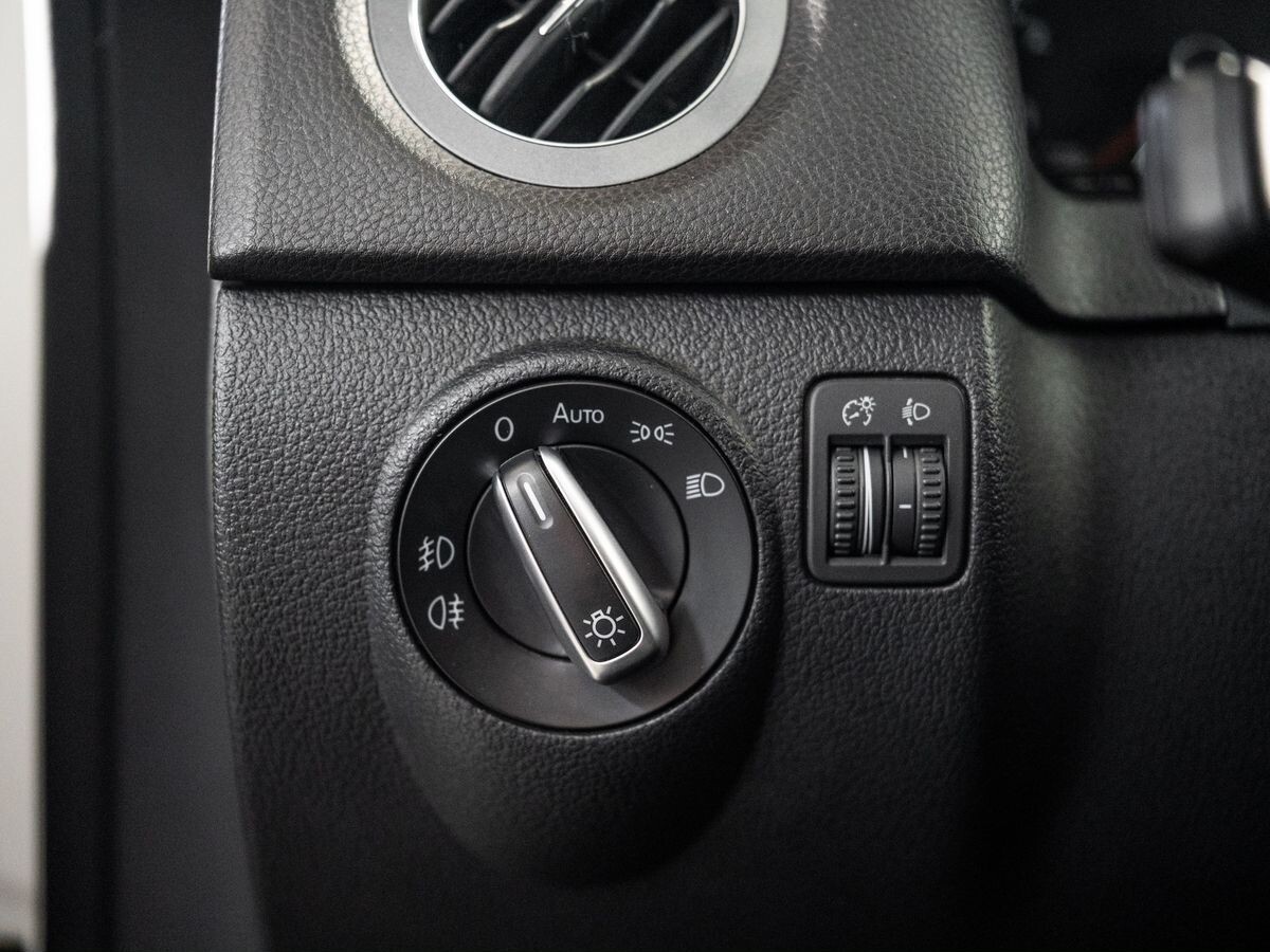 Volkswagen Tiguan 2014 - фото автомобиля