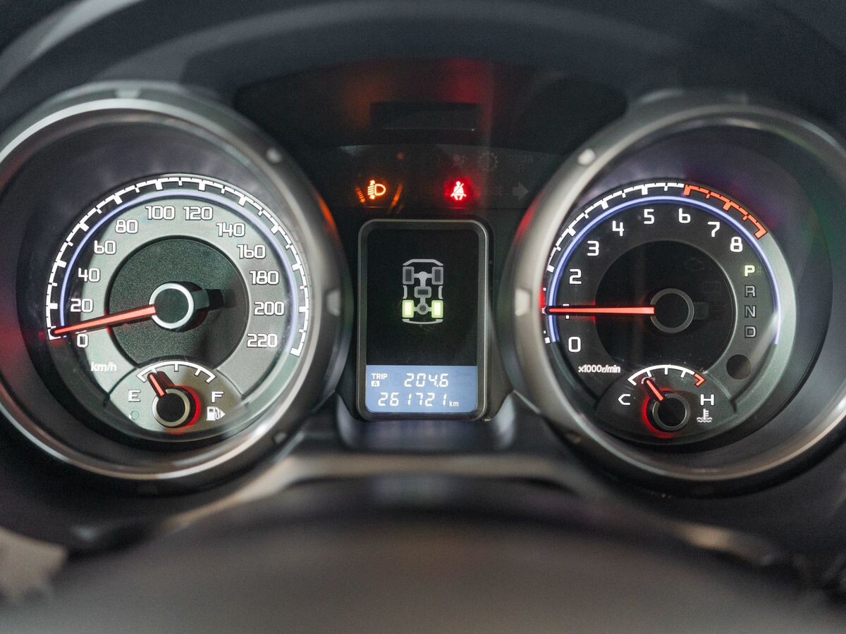 Mitsubishi Pajero 2011 - фото автомобиля