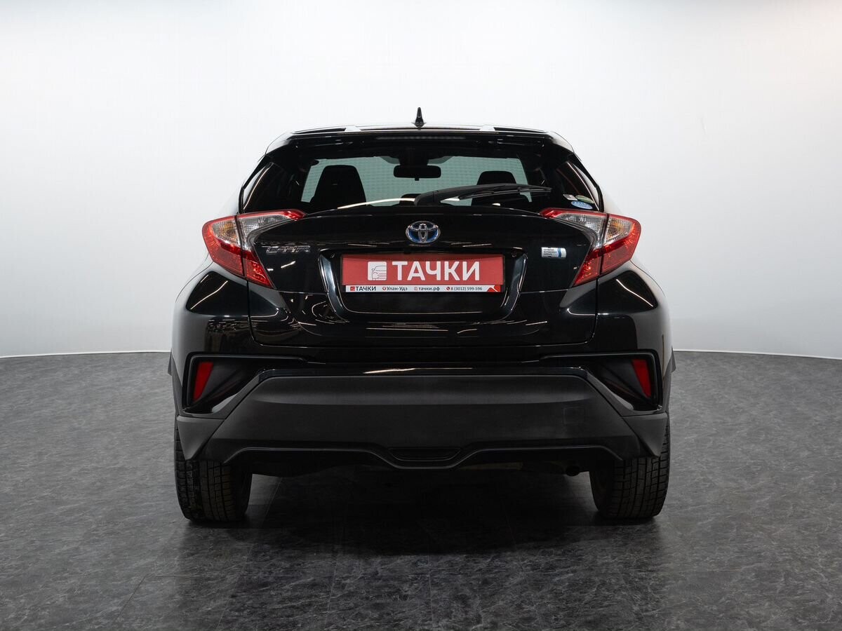 Toyota C-HR 2017 - фото автомобиля