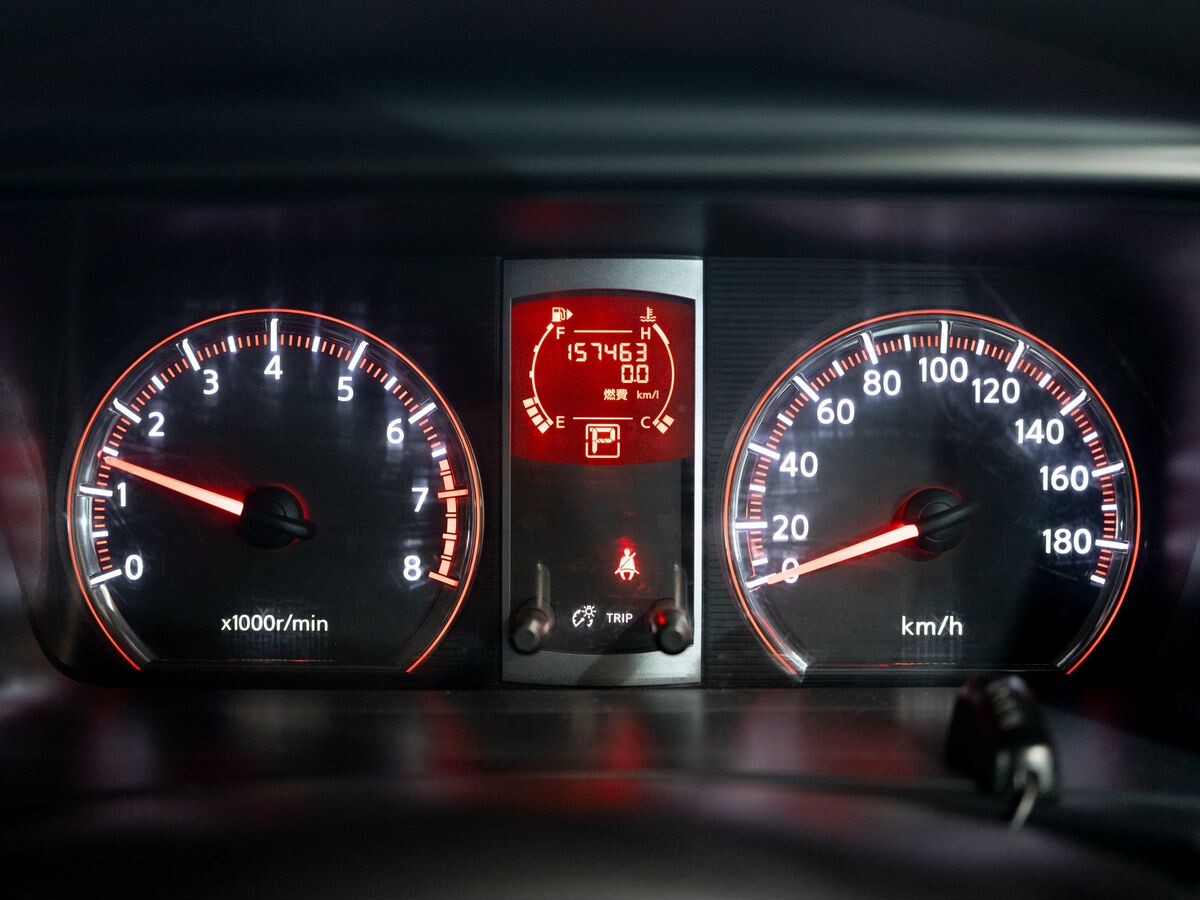 Nissan Serena 2010 - фото автомобиля