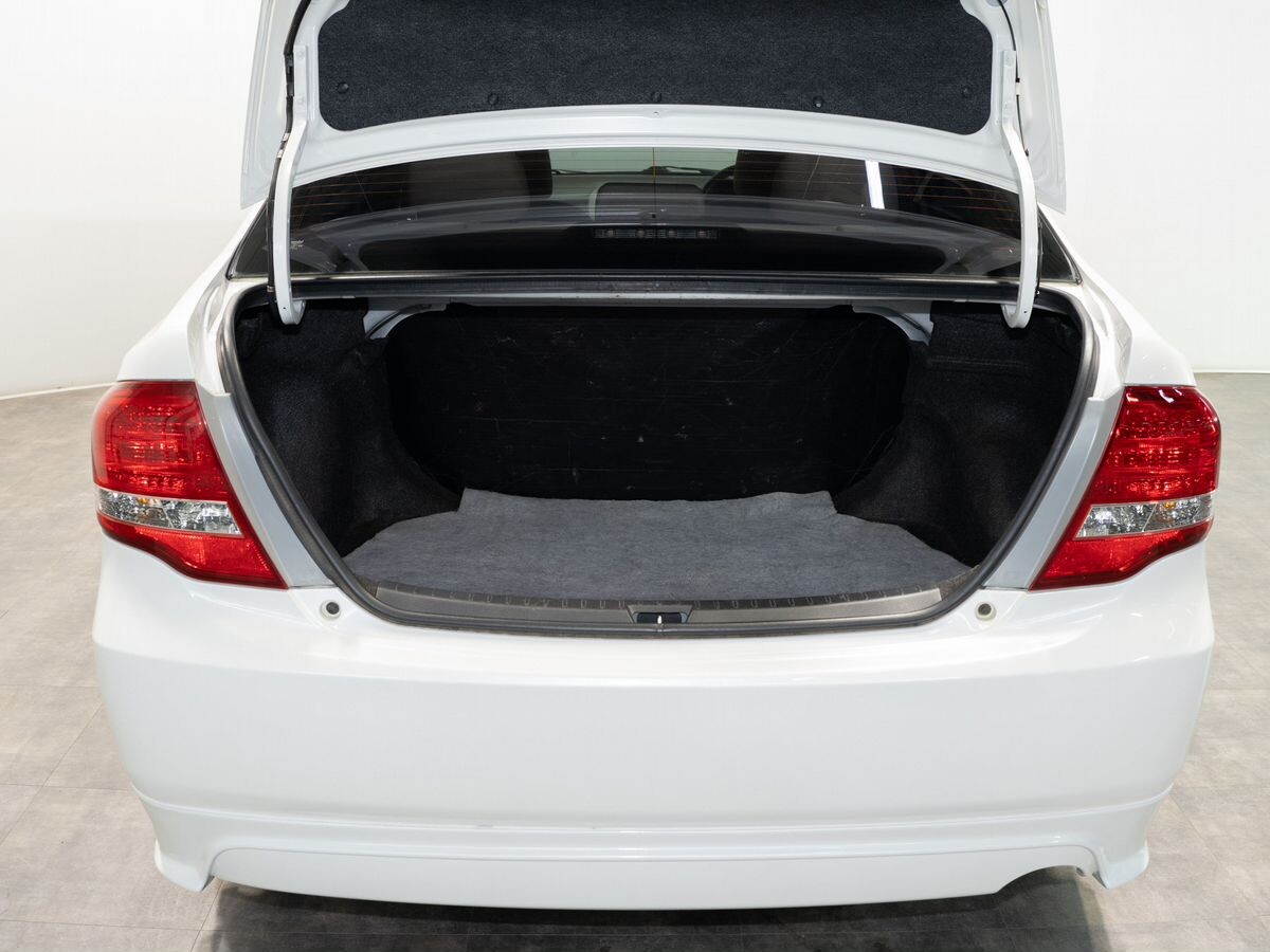 Toyota Corolla 2009 - фото автомобиля