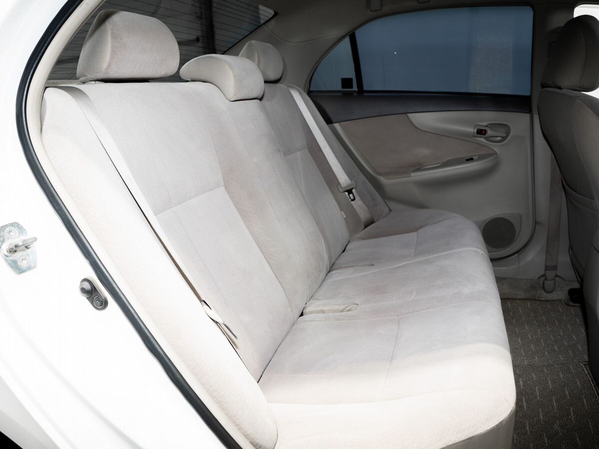 Toyota Corolla 2009 - фото автомобиля