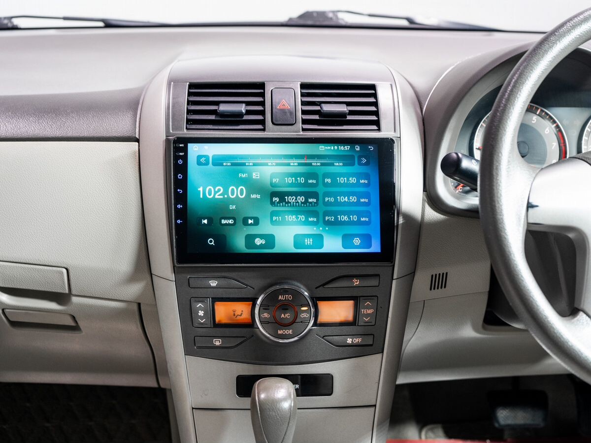 Toyota Corolla 2009 - фото автомобиля