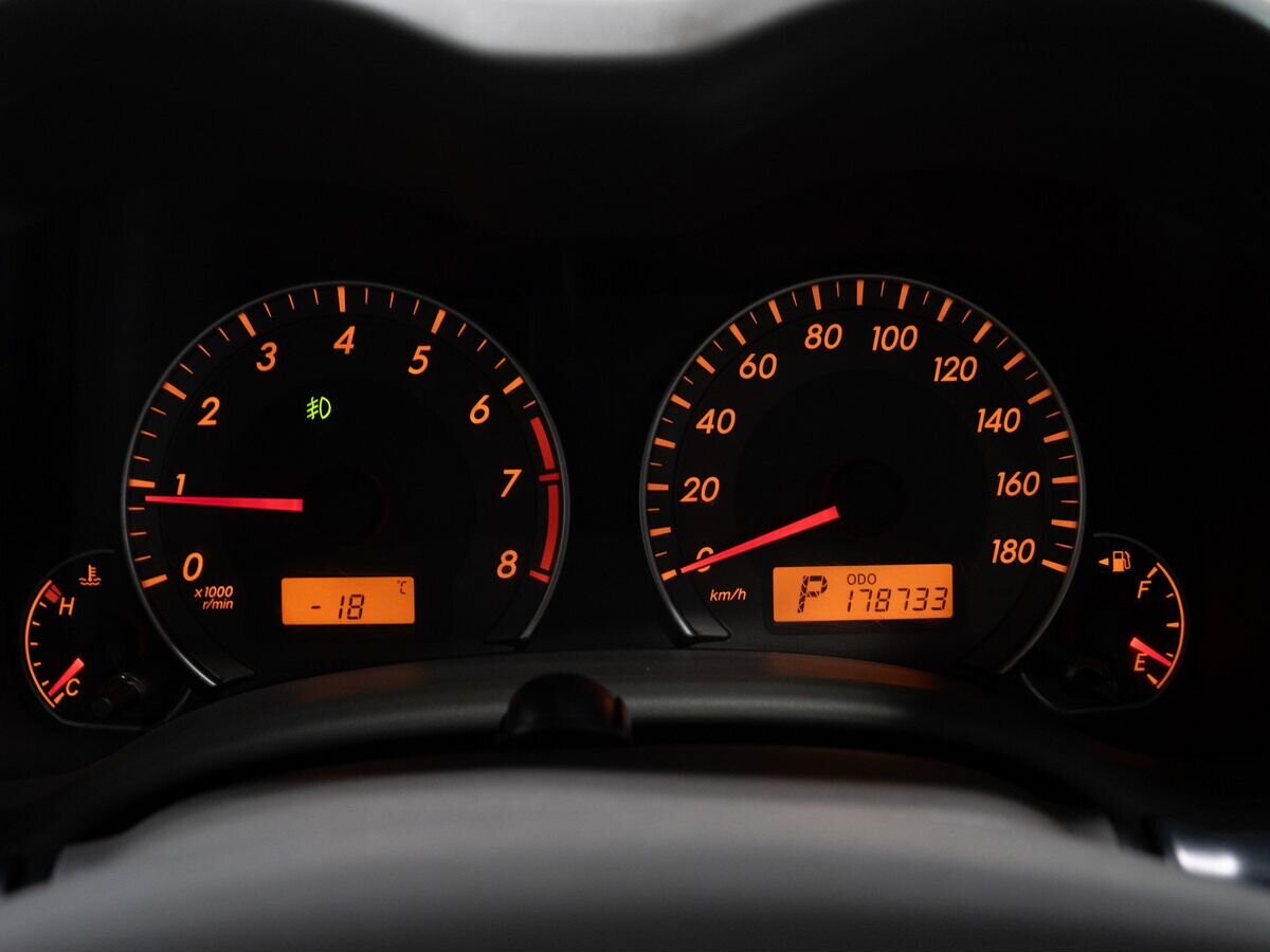 Toyota Corolla 2009 - фото автомобиля