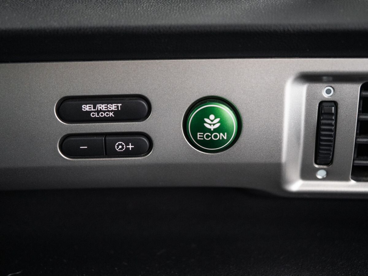 Honda Freed 2012 - фото автомобиля