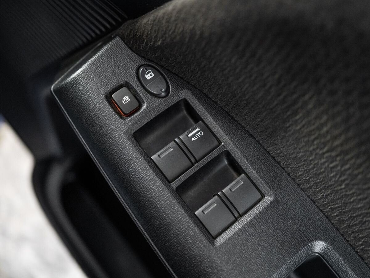 Honda Freed 2012 - фото автомобиля