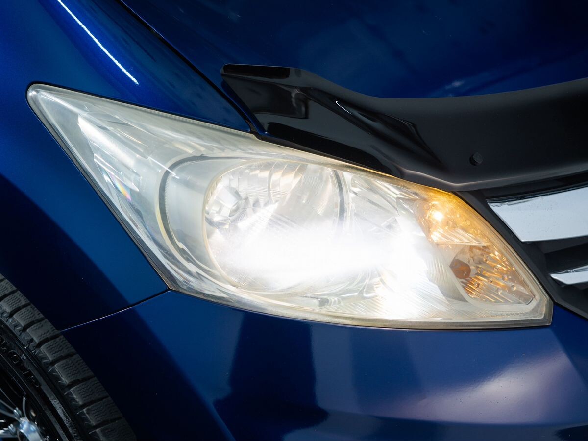 Honda Freed 2012 - фото автомобиля