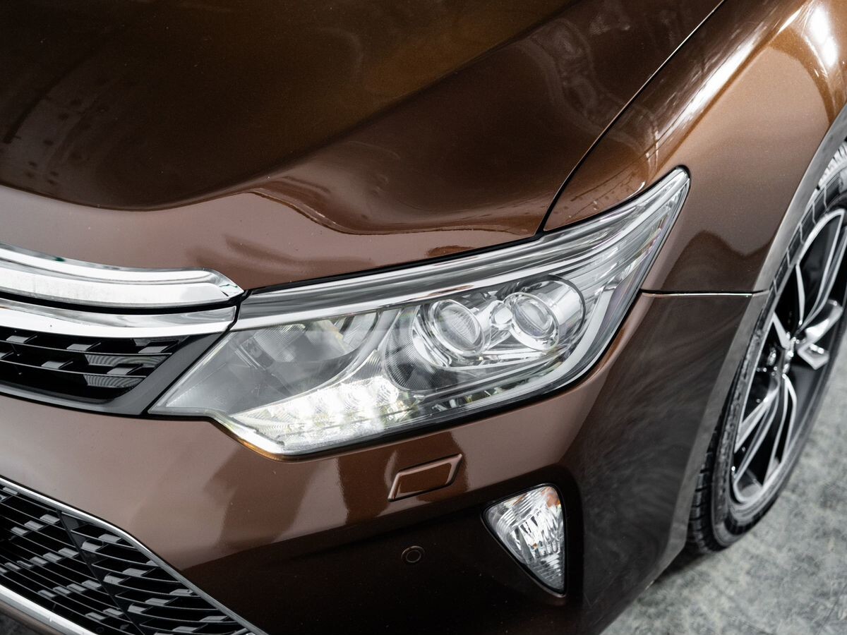 Toyota Camry 2017 - фото автомобиля