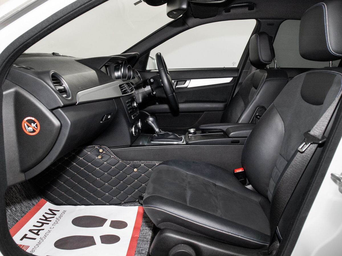 Mercedes-Benz C-Класс 2013 - фото автомобиля