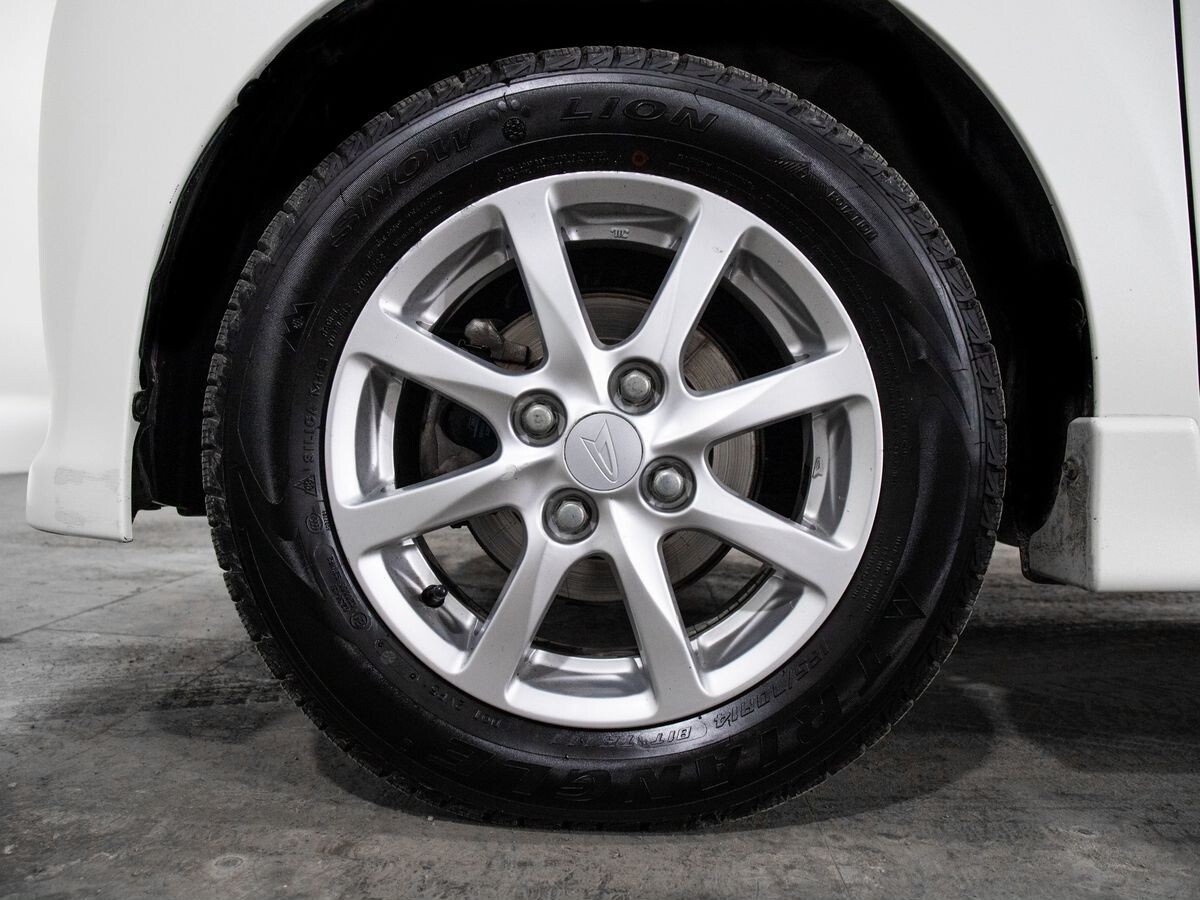 Daihatsu Tanto 2013 - фото автомобиля