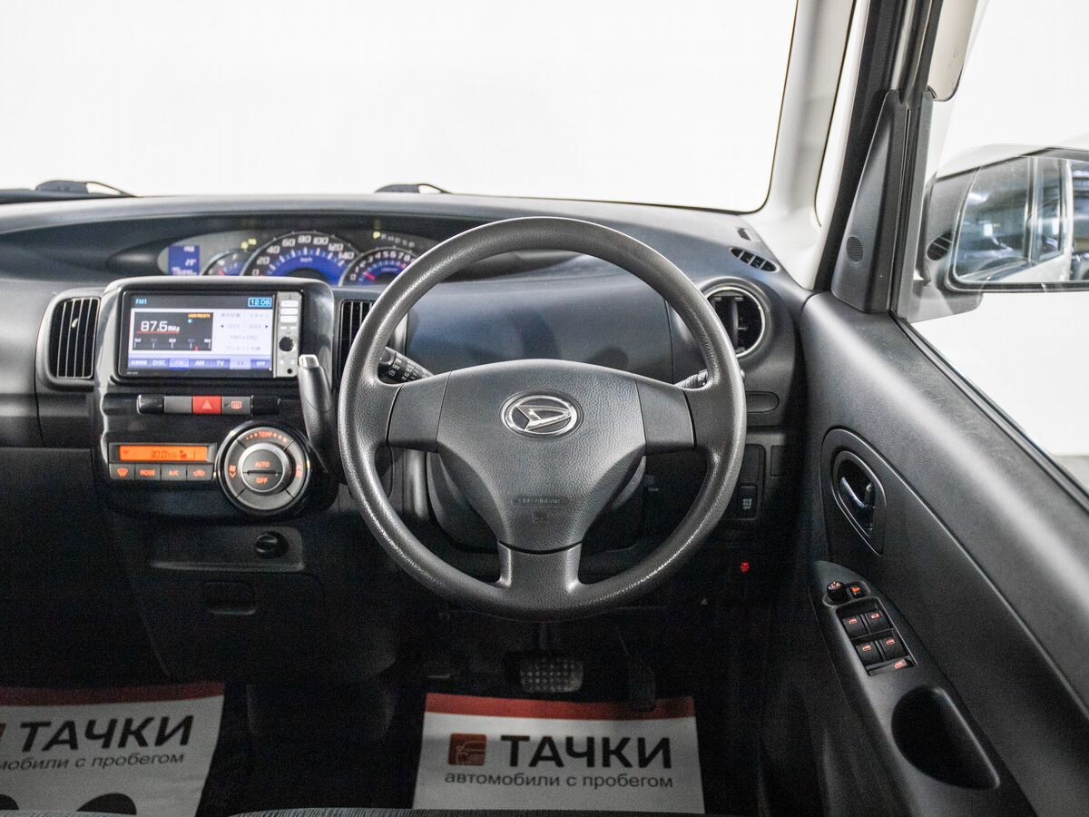 Daihatsu Tanto 2013 - фото автомобиля