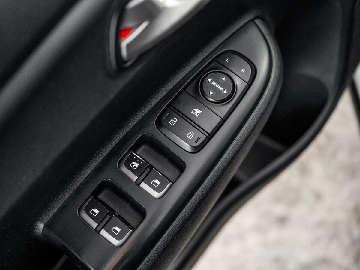 Kia Rio 2018 - фото автомобиля