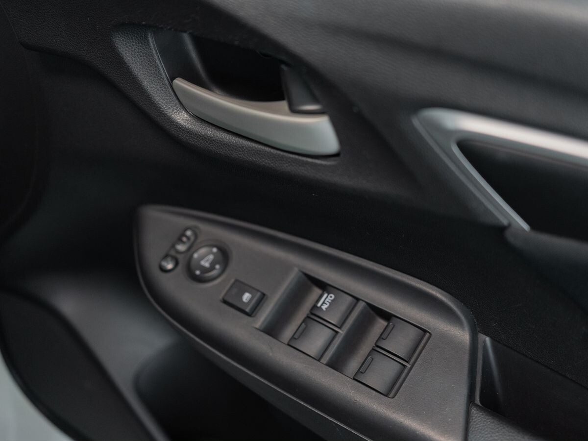 Honda Fit 2013 - фото автомобиля