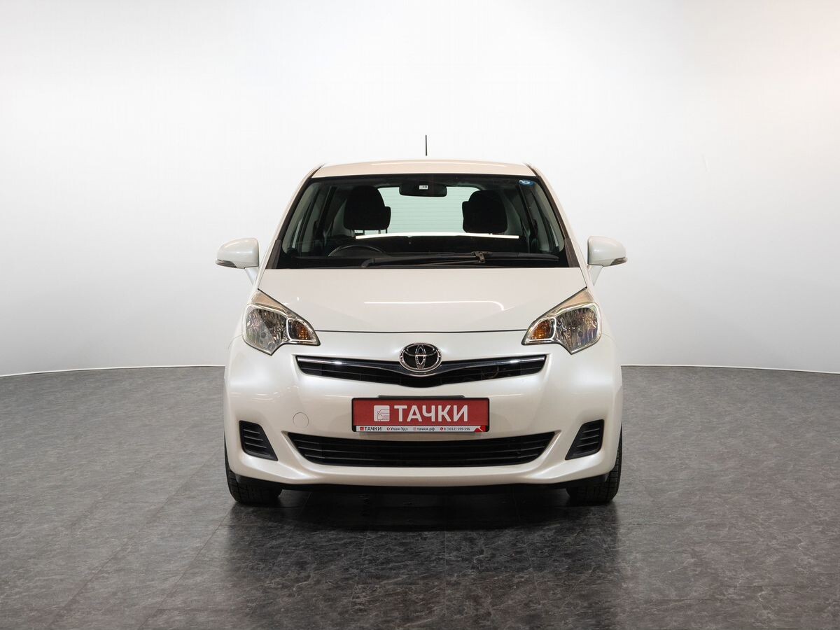 Toyota Ractis 2011 - фото автомобиля