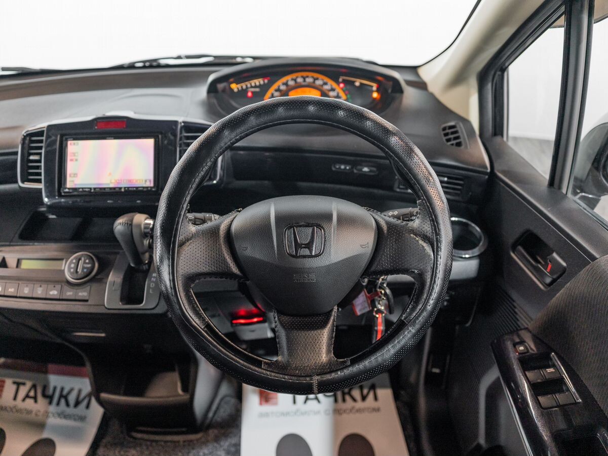 Honda Freed 2008 - фото автомобиля