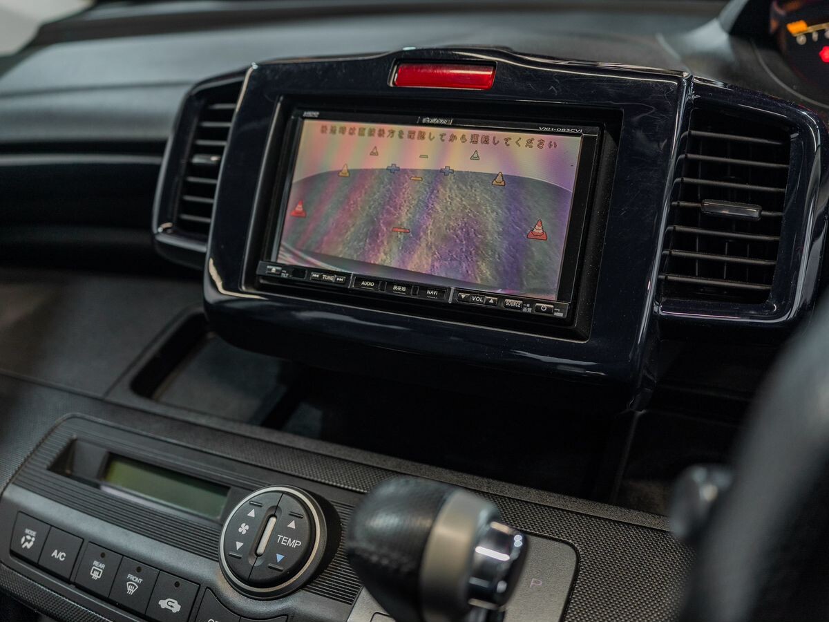 Honda Freed 2008 - фото автомобиля