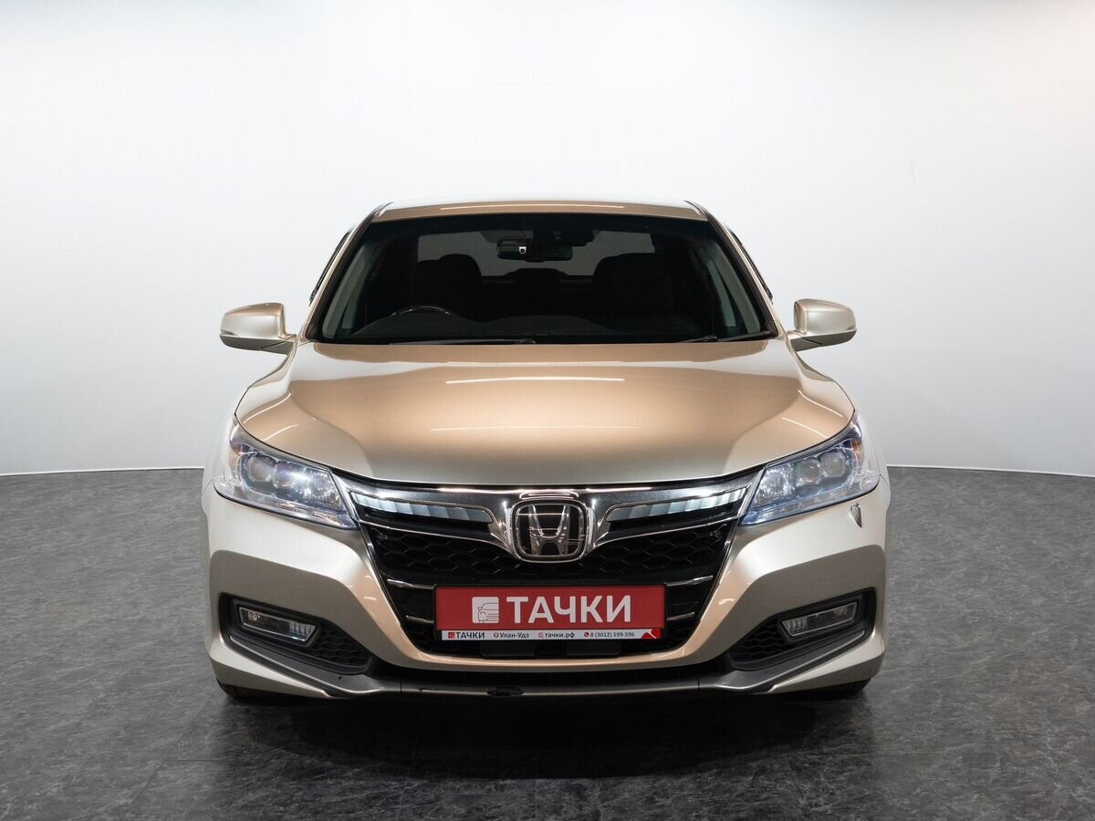 Honda Accord 2013 - фото автомобиля