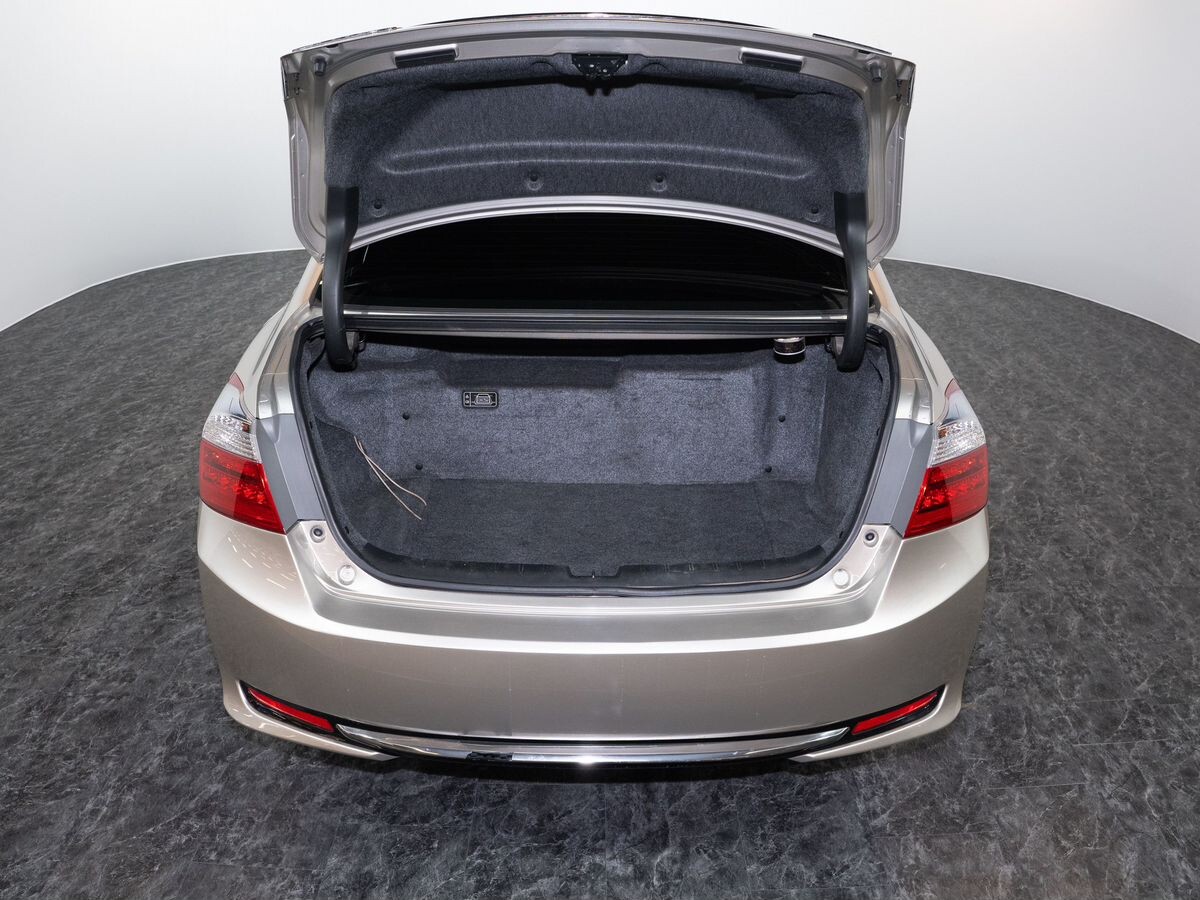 Honda Accord 2013 - фото автомобиля