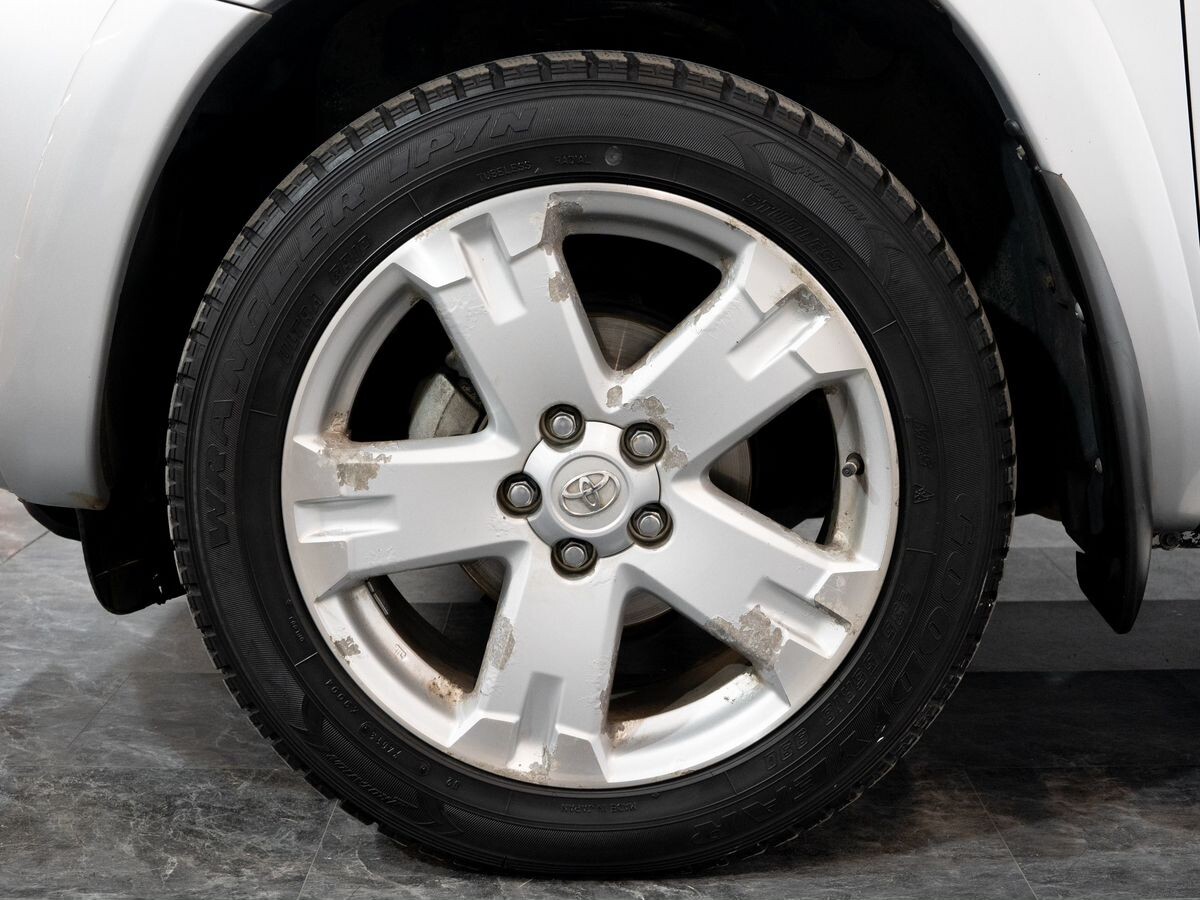 Toyota RAV4 2009 - фото автомобиля