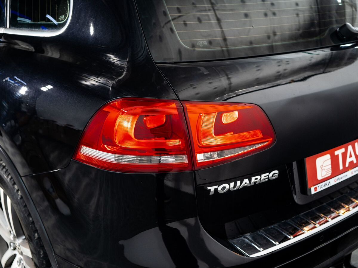 Volkswagen Touareg 2010 - фото автомобиля
