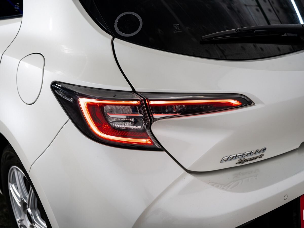 Toyota Corolla 2019 - фото автомобиля