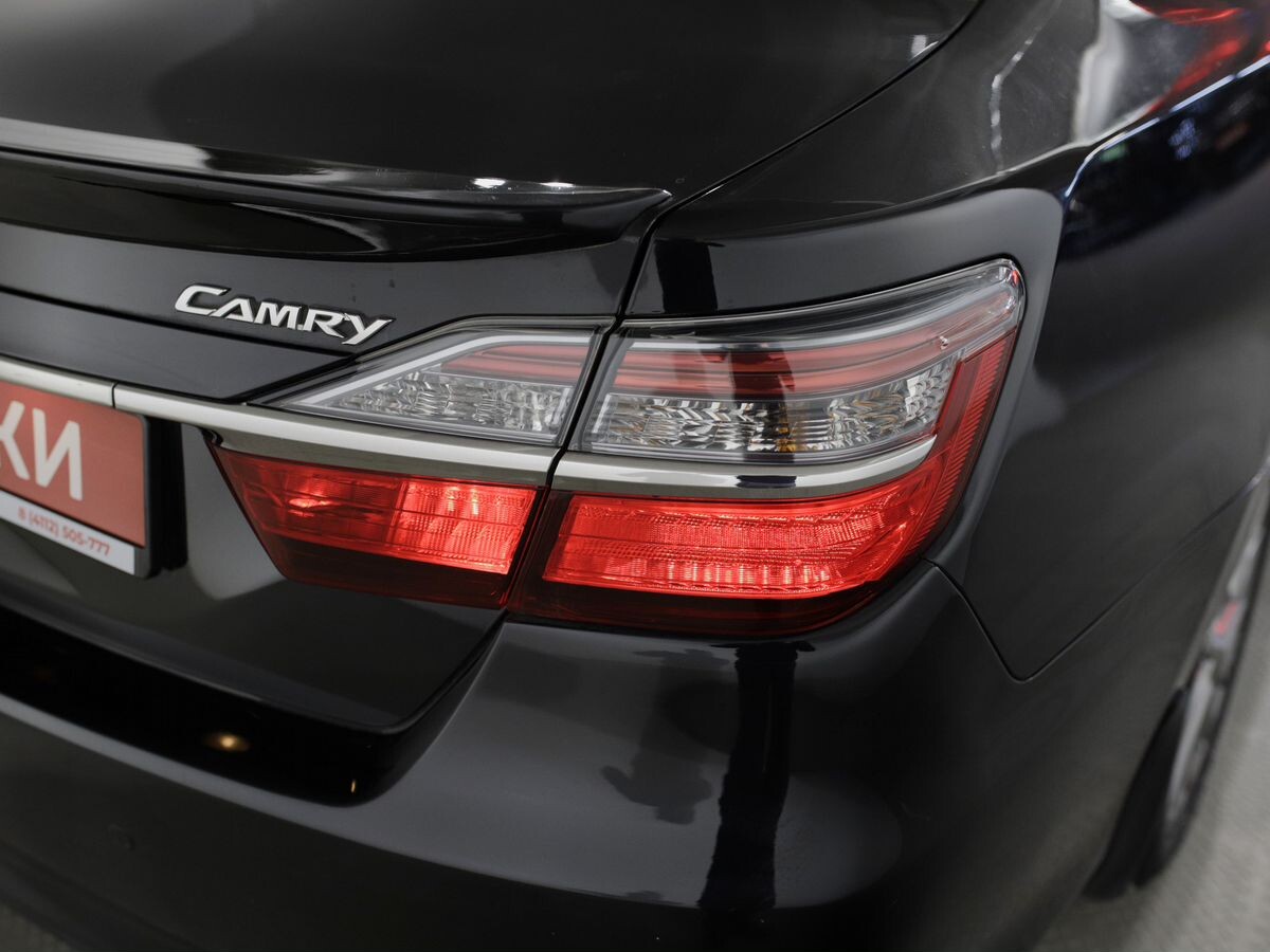 Toyota Camry 2015 - фото автомобиля