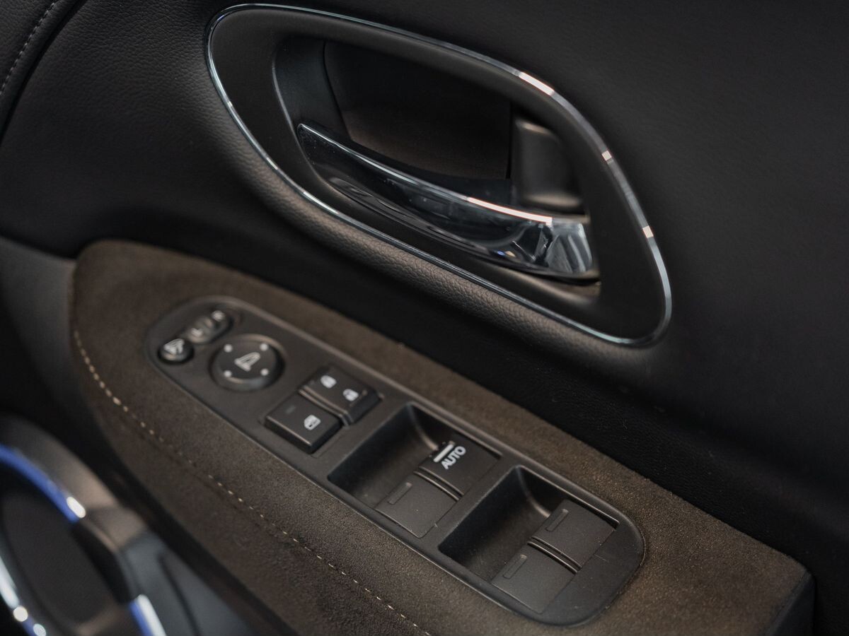 Honda Vezel 2018 - фото автомобиля