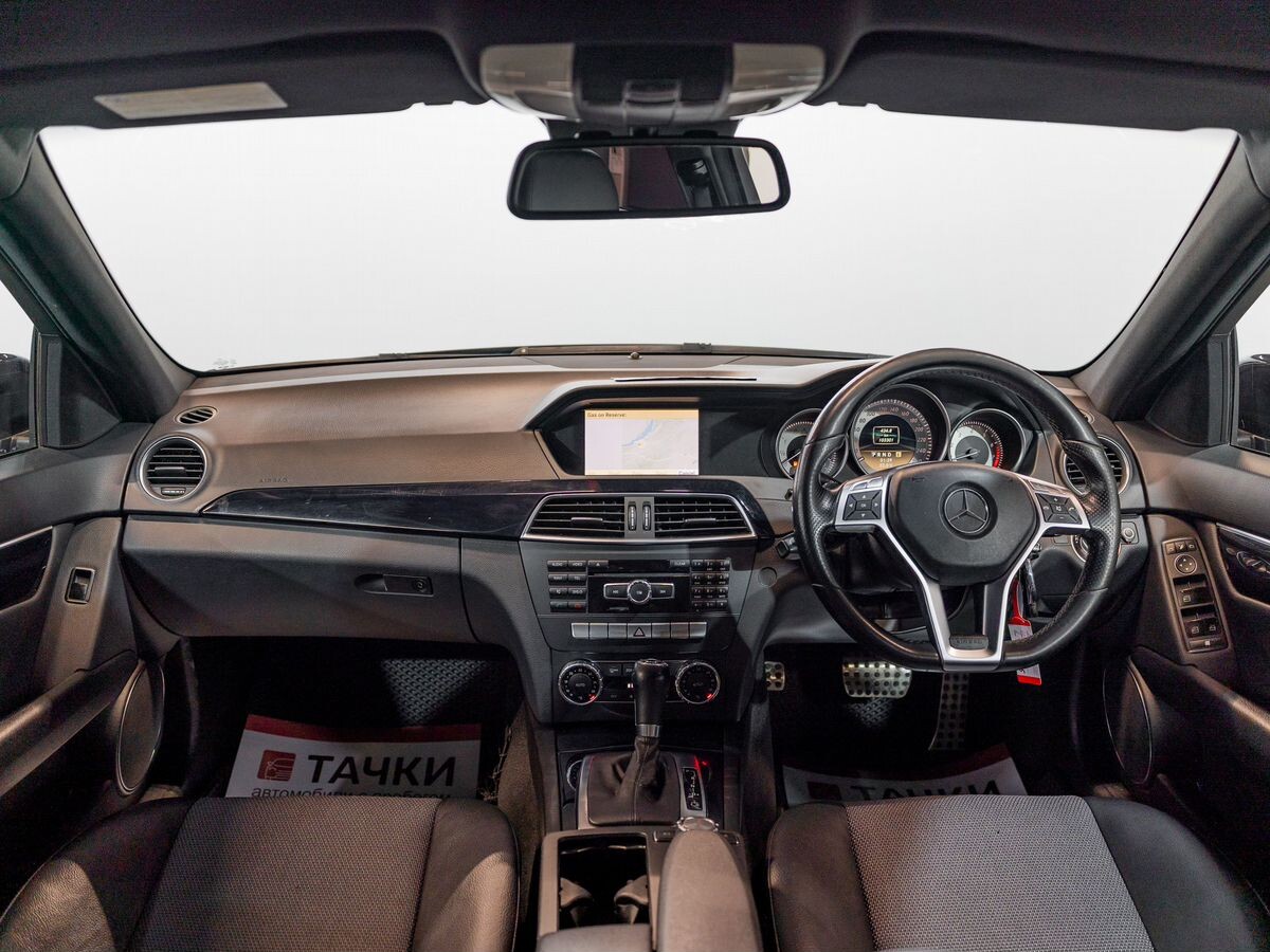 Mercedes-Benz C-Класс 2011 - фото автомобиля