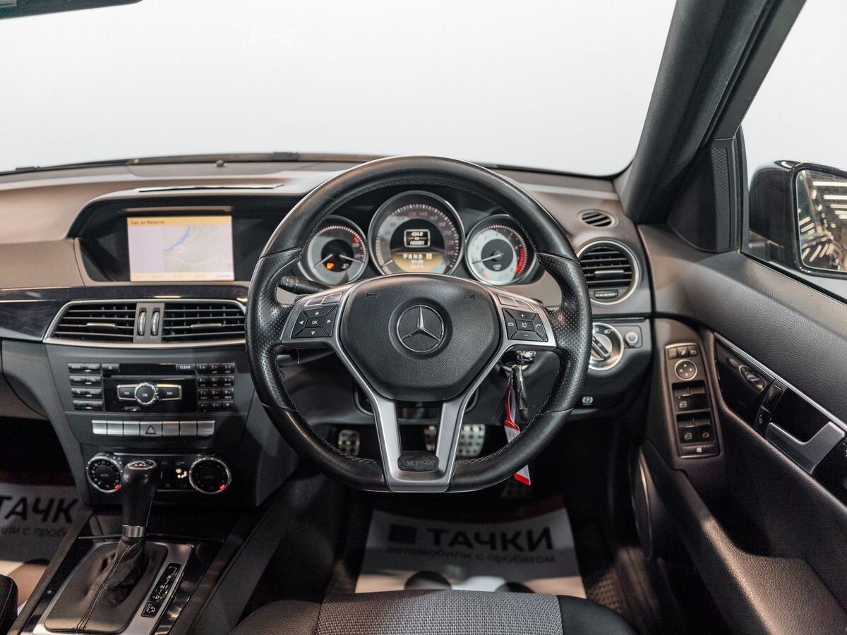 Mercedes-Benz C-Класс 2011 - фото автомобиля