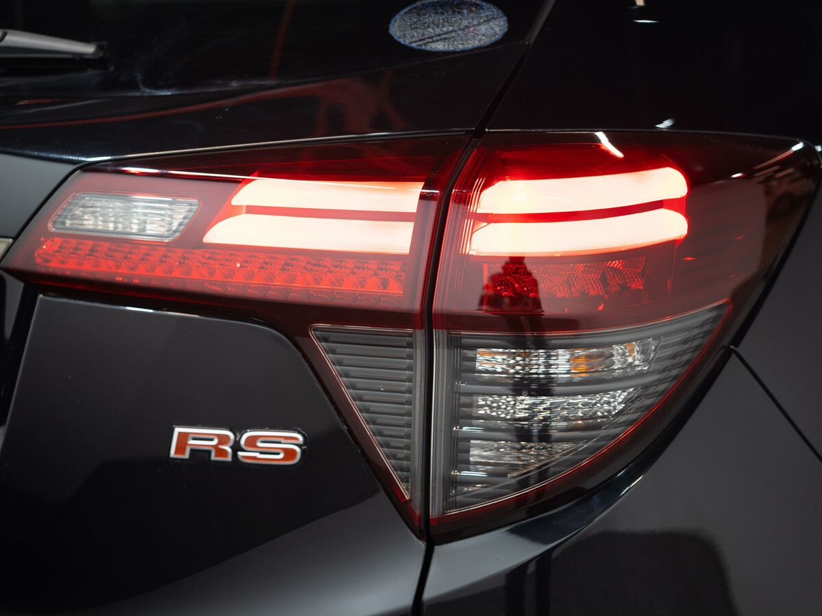 Honda Vezel 2018 - фото автомобиля