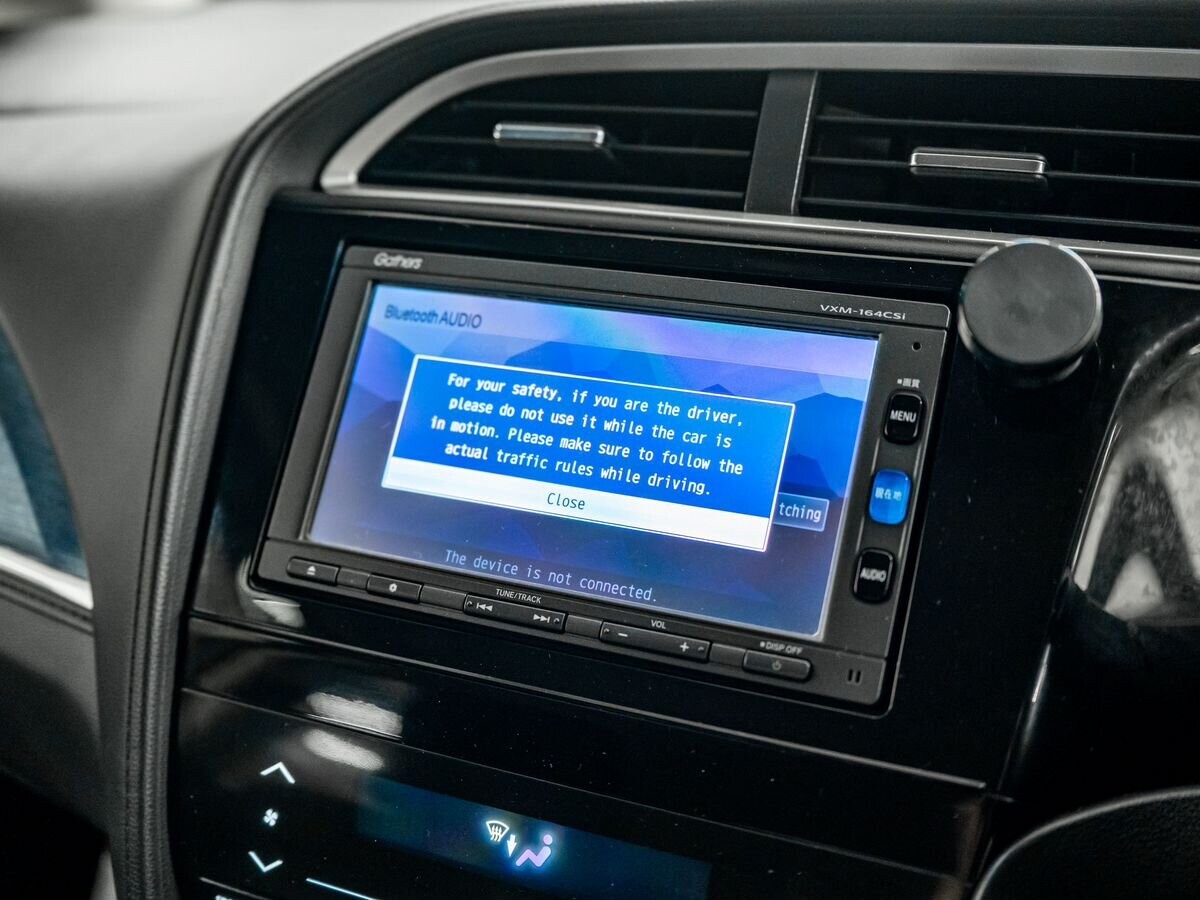 Honda Shuttle 2016 - фото автомобиля