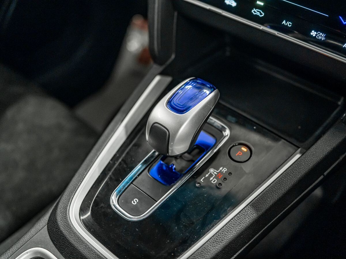 Honda Shuttle 2016 - фото автомобиля