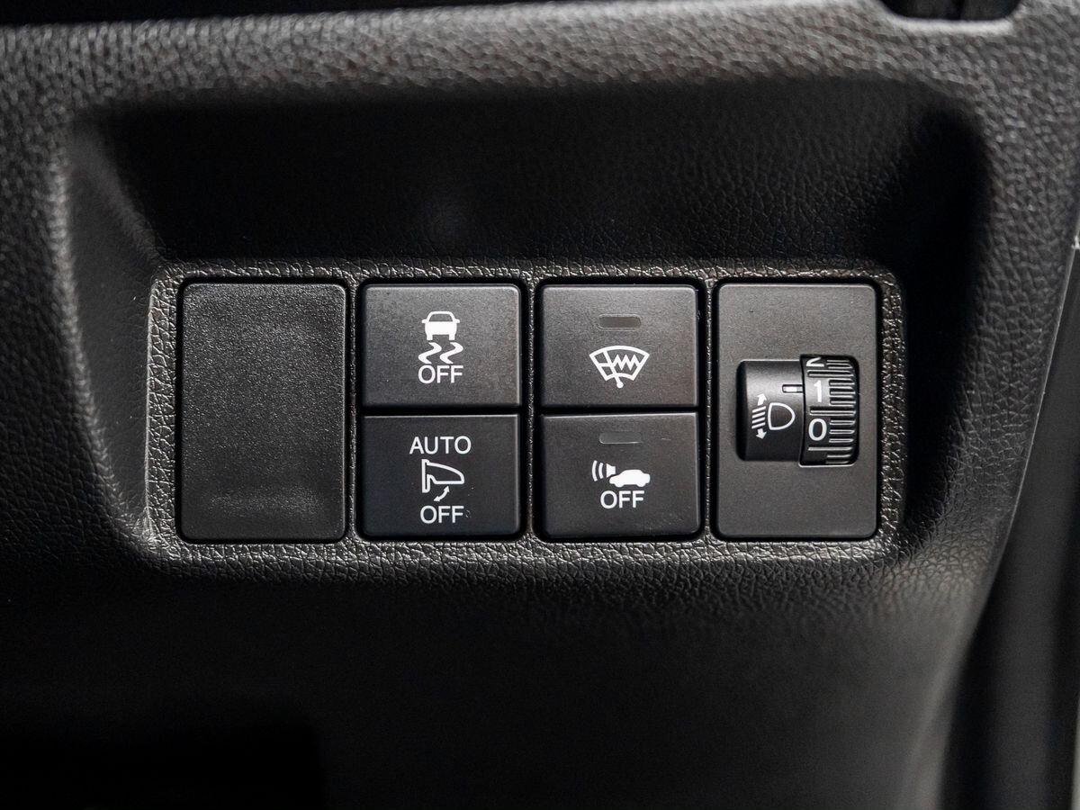 Honda Shuttle 2016 - фото автомобиля