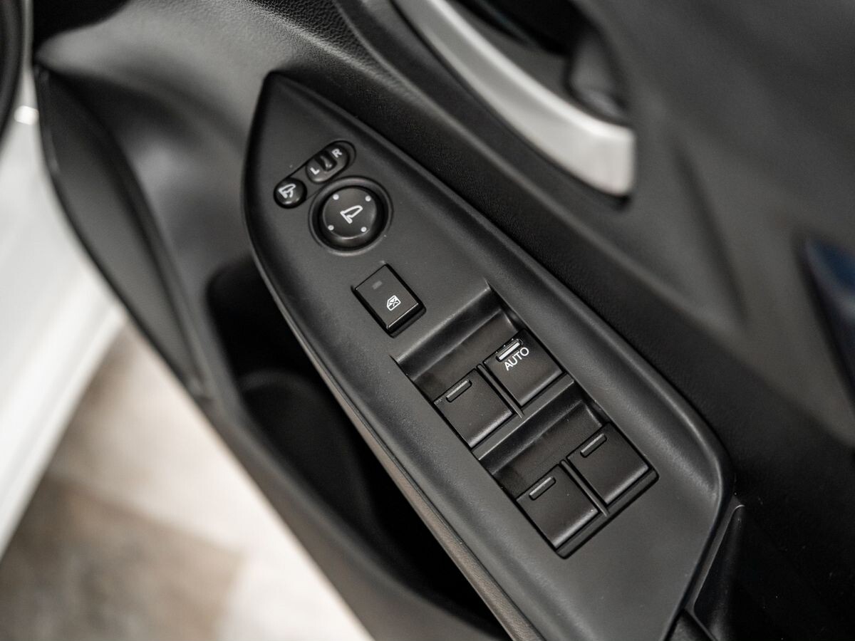 Honda Shuttle 2016 - фото автомобиля